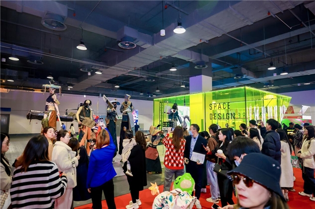 2024美陈网商文旅创新节暨第九届美陈展第七届金灯盛典闪耀上海!(图9) 2024美陈网商文旅创新节暨第九届美陈展第七届金灯盛典闪耀上海!(图9)