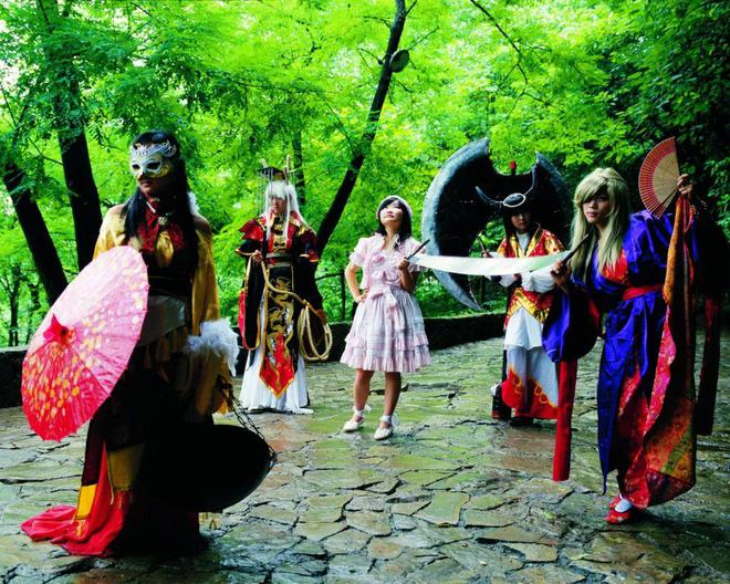 第二届“导演艺术展”参展艺术家及作品介绍(图12) 第二届“导演艺术展”参展艺术家及作品介绍(图12)