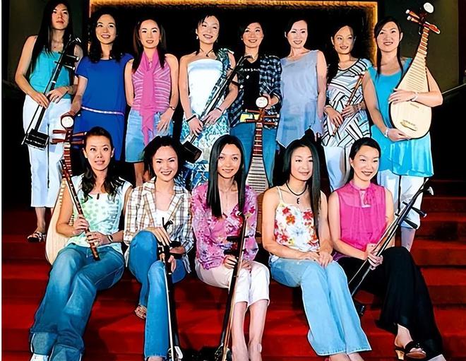 23年前那个爆火的女子十二乐坊放弃中国到日本发展如愿了吗(图1)