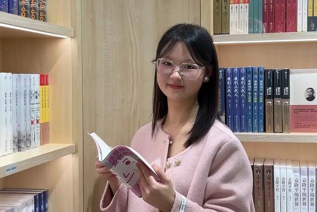 江汉大学这些本科生荣获2024“国家奖学金”名单公布!(图4) 江汉大学这些本科生荣获2024“国家奖学金”名单公布!(图4)